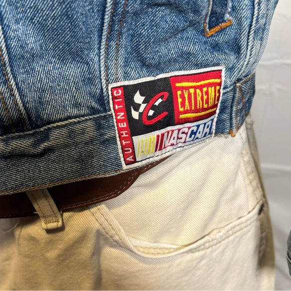 NASCAR Jeff Gordon Denim Jacket - Picture 2 of 4